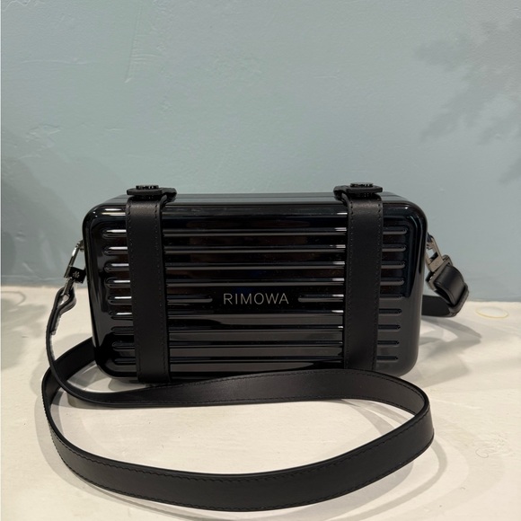 RIMOWA Sleek Black Crossbody Bag - Picture 1 of 9